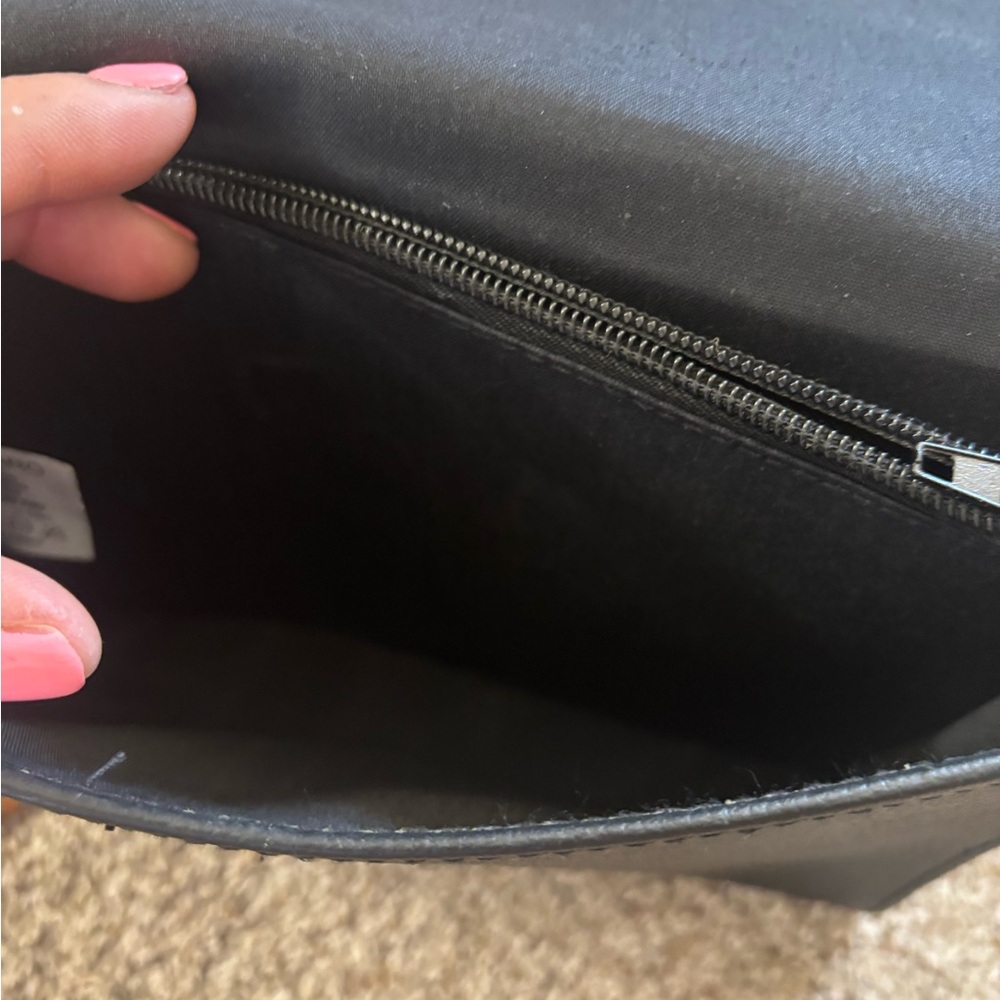 ( Bolongaro Trevor ) black pebble
Leather shoulder bag - Picture 14 of 14